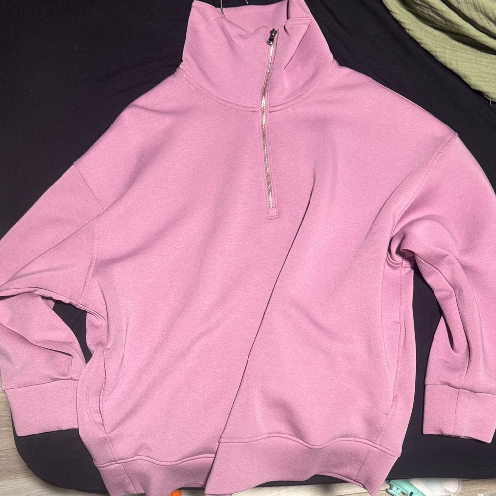 Old Navy Bounce Fleece Maternity Quarter Zip